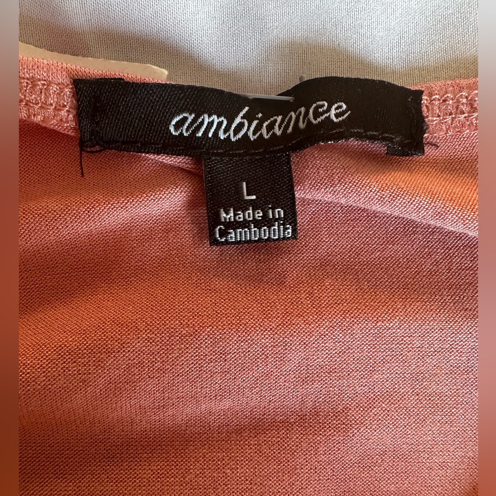 NWT ROSE PINK TOP - Picture 4 of 7